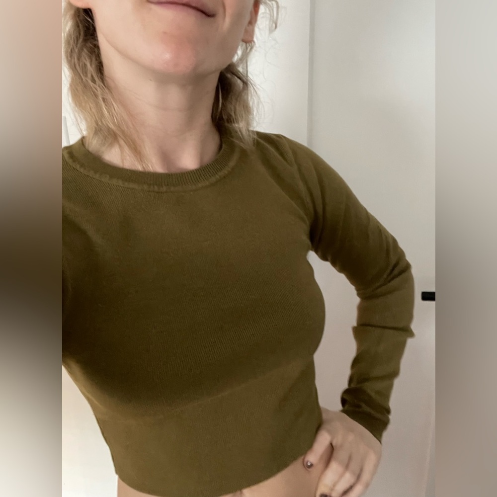 S Zara crop sweater olive green